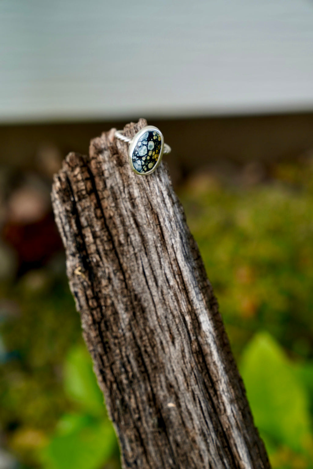 Dark Moon Hubei Ring SIZE 5