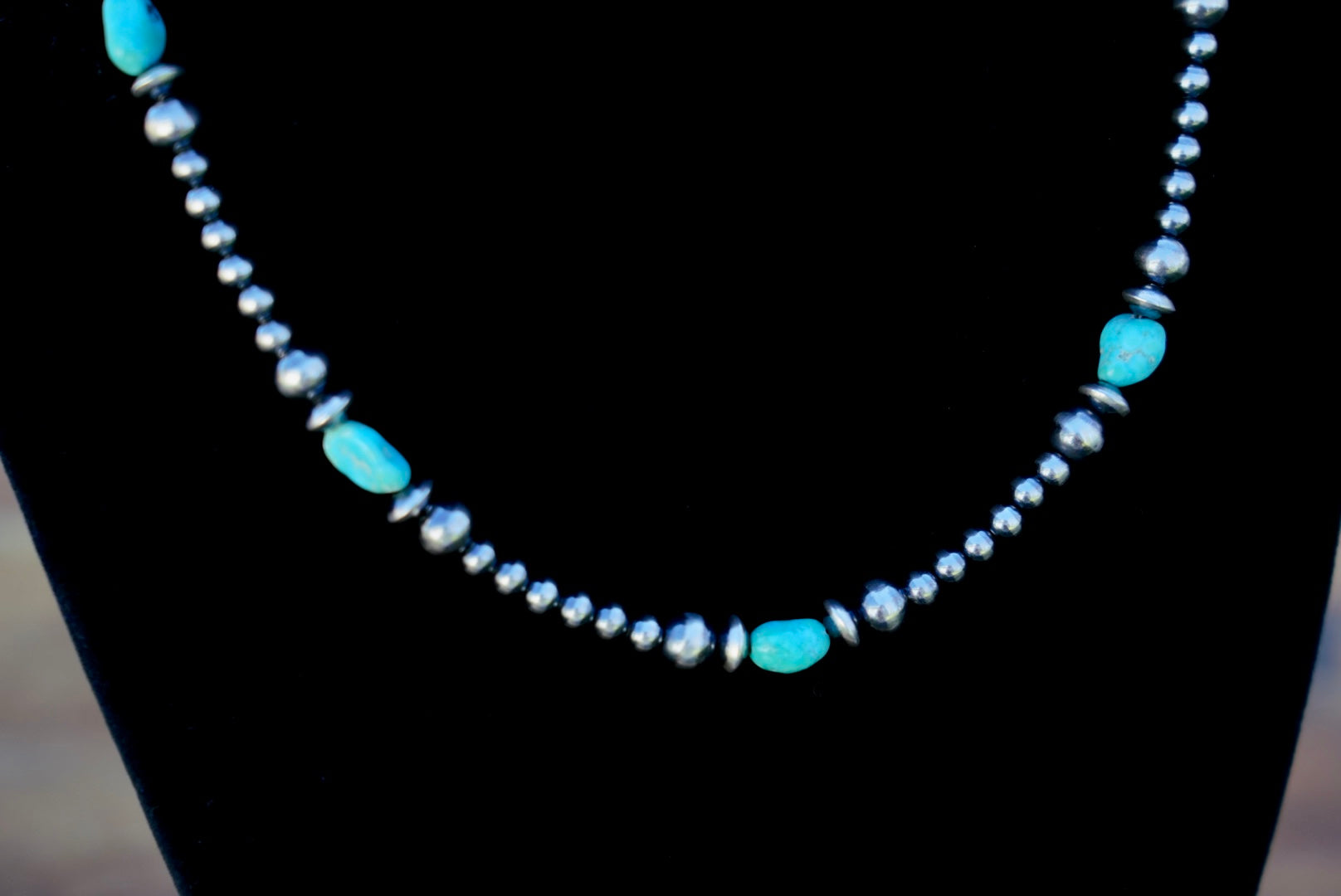 White Water w/4&6mm Beads 16”